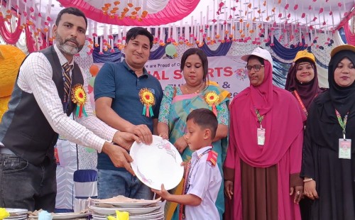 ভালুকায় রফিক রাজু একাডেমি-এর ক্রীড়া, সাংস্কৃতিক ও পুরস্কার বিতরণী  অনুষ্ঠিত